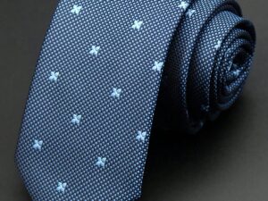 Cravate Homme Fleurie Bleue – Style élégant pour mariage et soirée