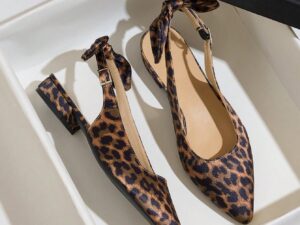 Sandales femme à talons imprimé léopard avec nœud et talon épais