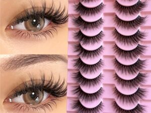 Lot de 10 paires de cils volumineux et duveteux. Effet naturel, légers et confortables. Idéal pour un regard intense.