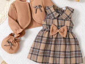 Ensemble bébé fille 3 pièces avec cardigan, robe à carreaux orange et sac bandoulière
